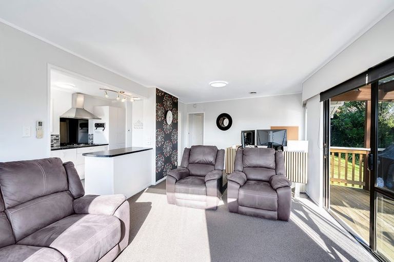 Photo of property in 15 Amanda Avenue, Dinsdale, Hamilton, 3204
