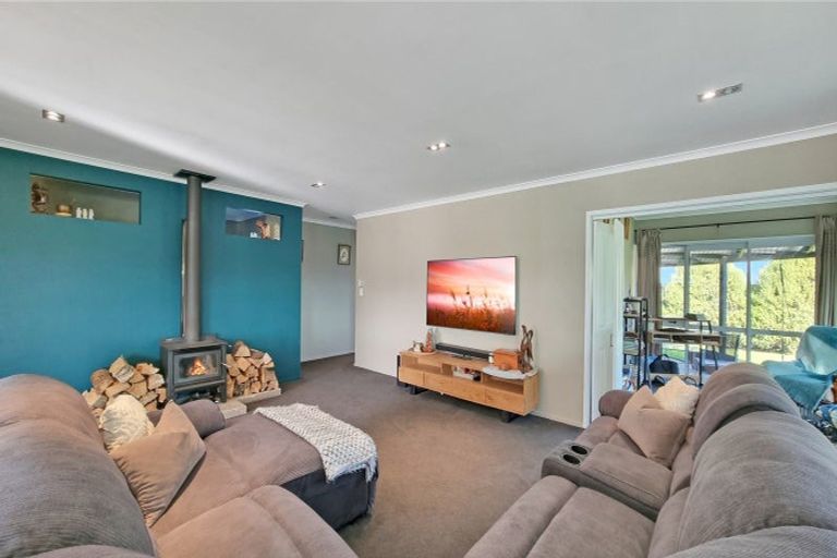 Photo of property in 10 Carroll Place, Owhata, Rotorua, 3010