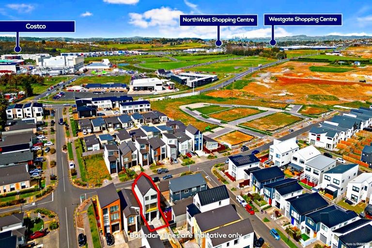 Photo of property in 72 Tahetoka Street, Westgate, Auckland, 0814