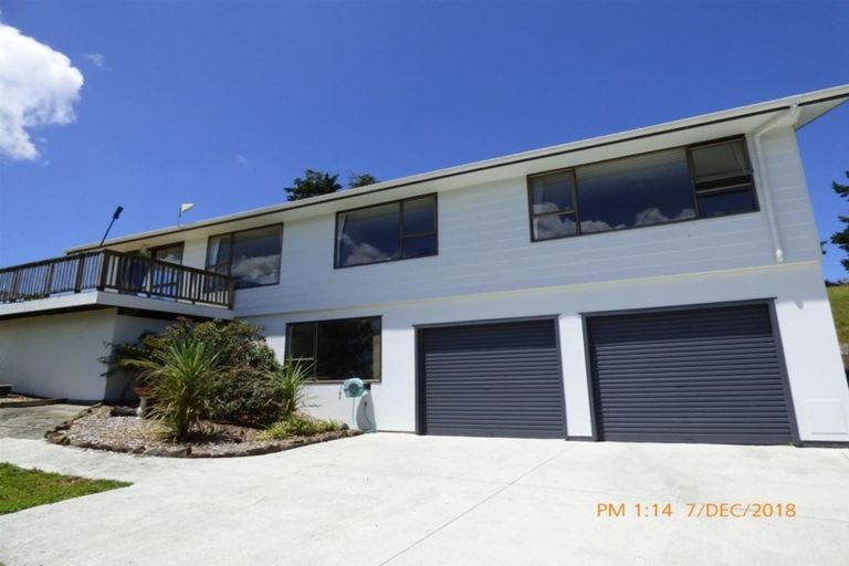 Photo of property in 114 Oparakau Road, Matakohe, 0594