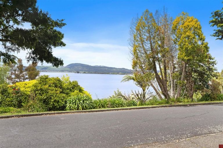 Photo of property in 184 Kawaha Point Road, Kawaha Point, Rotorua, 3010