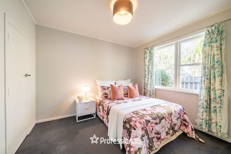 Photo of property in 190 Dowse Drive, Maungaraki, Lower Hutt, 5010