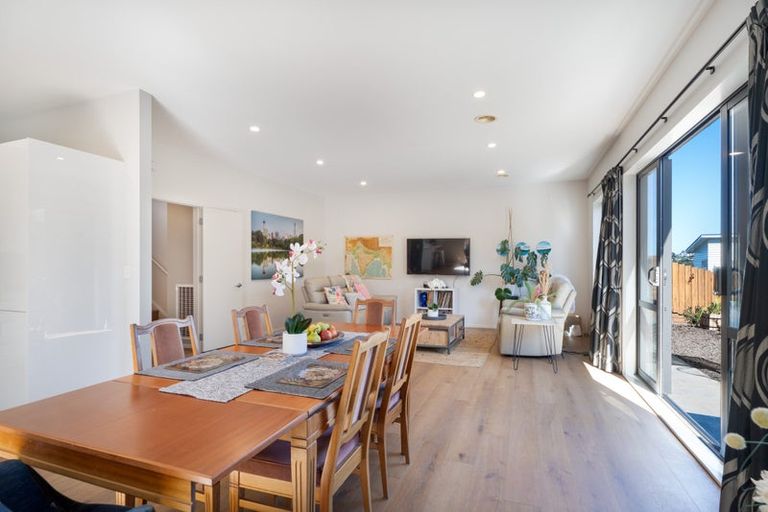 Photo of property in 26 Mauldeth Terrace, Churton Park, Wellington, 6037