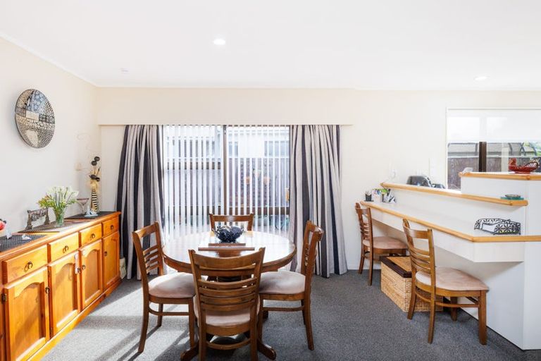 Photo of property in 127 Amberley Avenue, Highbury, Palmerston North, 4412