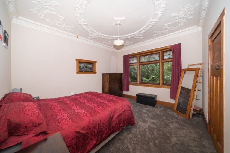 Photo of property in 74 Argyle Avenue, Takaro, Palmerston North, 4410