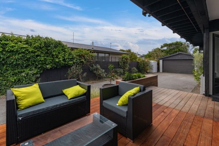 Photo of property in 126 Effingham Street, North New Brighton, Christchurch, 8083