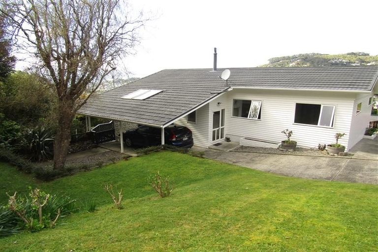 Photo of property in 16 Downing Street, Crofton Downs, Wellington, 6035