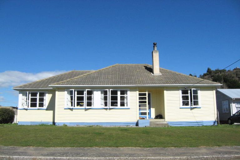 Photo of property in 12 Takahe Street, Taihape, 4720