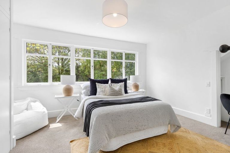 Photo of property in 166 Fendalton Road, Fendalton, Christchurch, 8052