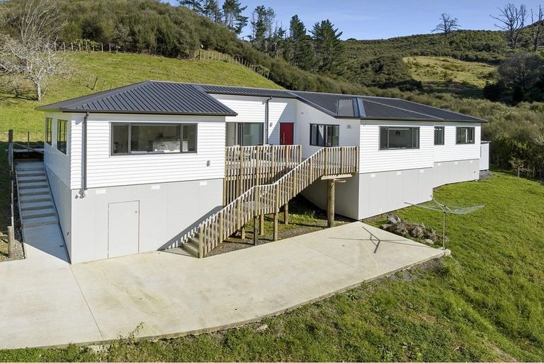 Photo of property in 521 Ahuroa Road, Puhoi, Warkworth, 0994
