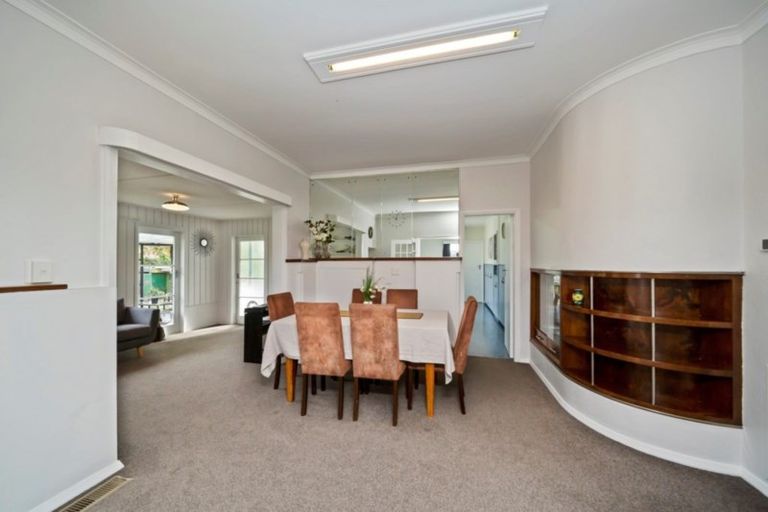 Photo of property in 14 Dives Avenue, Hawera, 4610