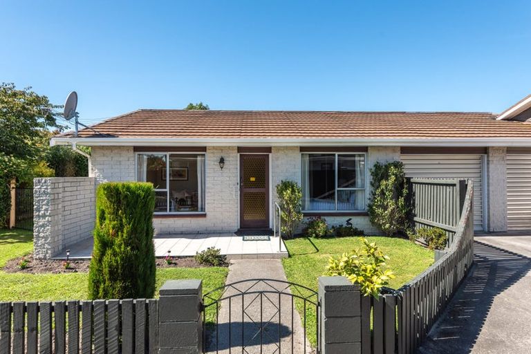 Photo of property in 1/24 Radnor Street, St Albans, Christchurch, 8014