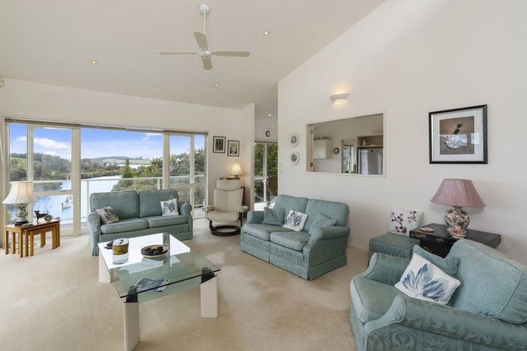 Photo of property in 54 Riverview Road, Kerikeri, 0230