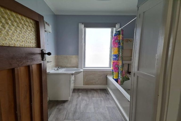 Photo of property in 118 Dobson Street, Ashburton, 7700