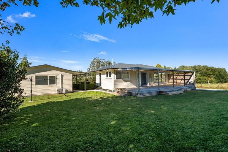 Photo of property in 295 Kaharoa Road, Hamurana, Rotorua, 3096