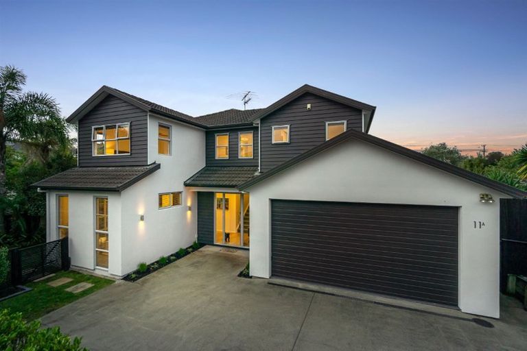 Photo of property in 11a Church Street, Northcote Point, Auckland, 0627