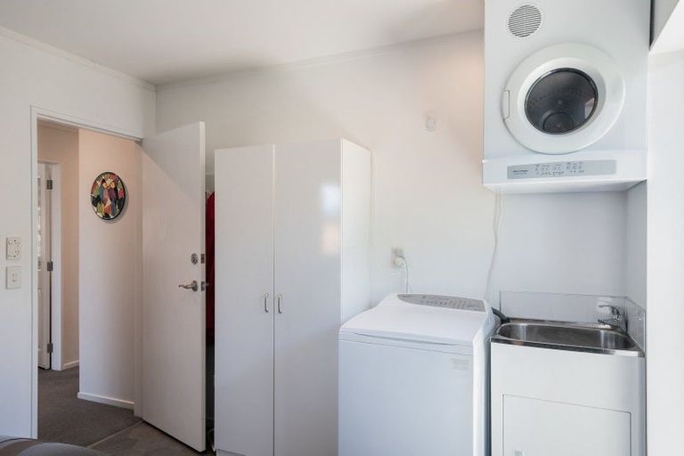 Photo of property in 12a Sussex Street, Levin, 5510