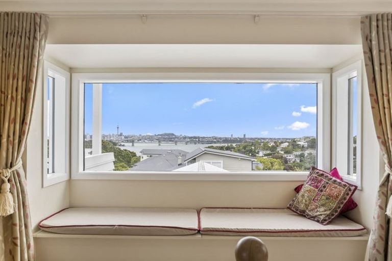 Photo of property in 31 Seaview Avenue, Northcote, Auckland, 0627