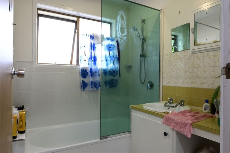 Photo of property in 5/3204 Great North Road, New Lynn, Auckland, 0600