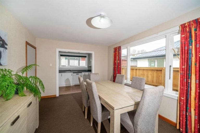 Photo of property in 18 Fatima Street, Redwood, Christchurch, 8051