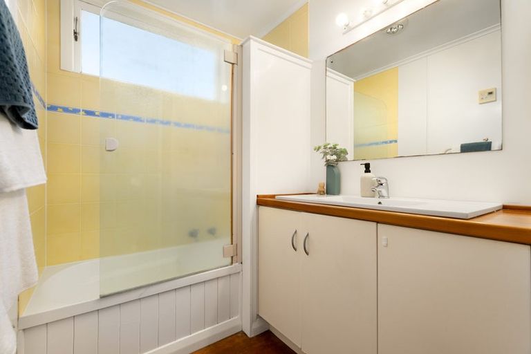 Photo of property in 94a Bayswater Avenue, Bayswater, Auckland, 0622