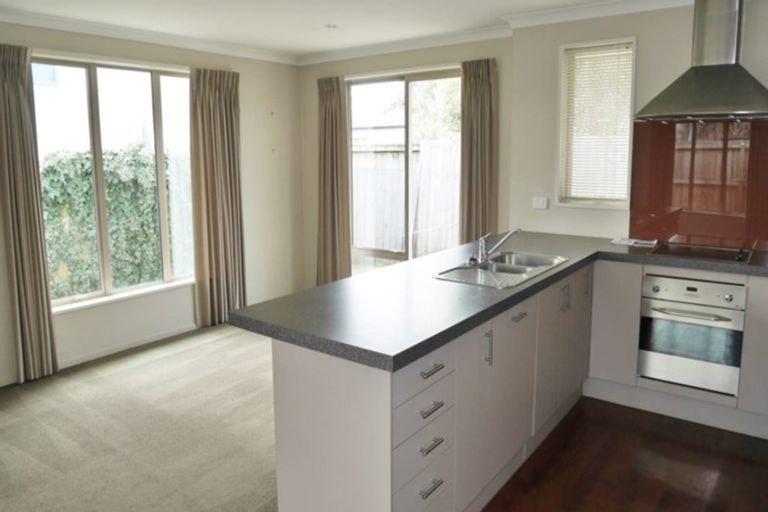 Photo of property in 6a Freyberg Avenue, Riccarton, Christchurch, 8011