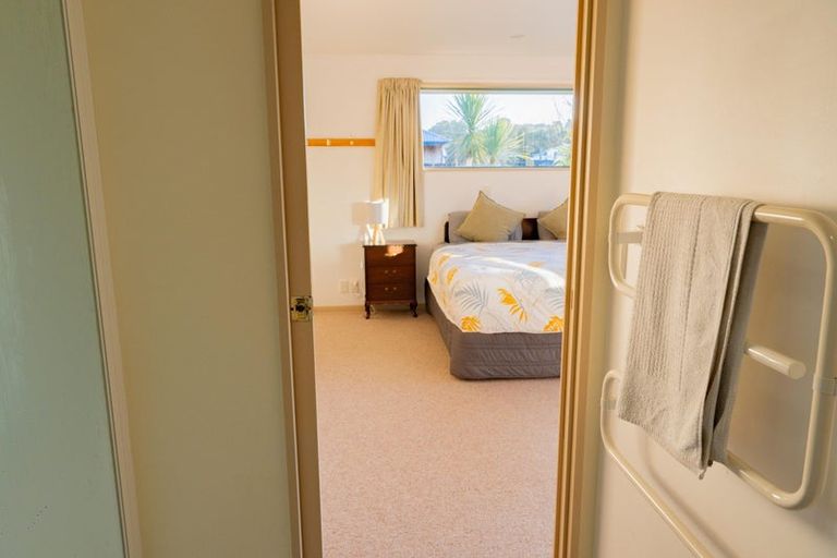 Photo of property in 17 Pekanga Drive, Fox Glacier, 7886