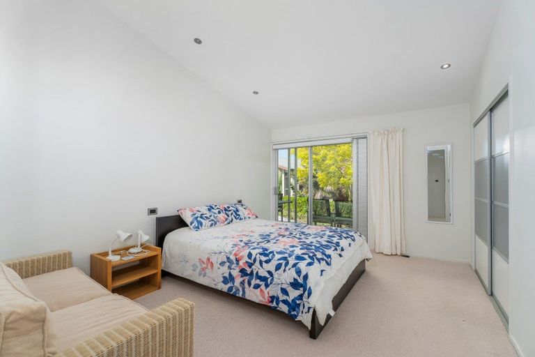 Photo of property in 18 Hei Esplanade, Whitianga, 3510