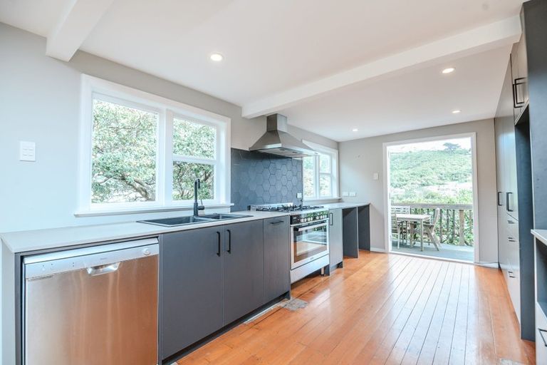 Photo of property in 94 Woodland Road, Johnsonville, Wellington, 6037