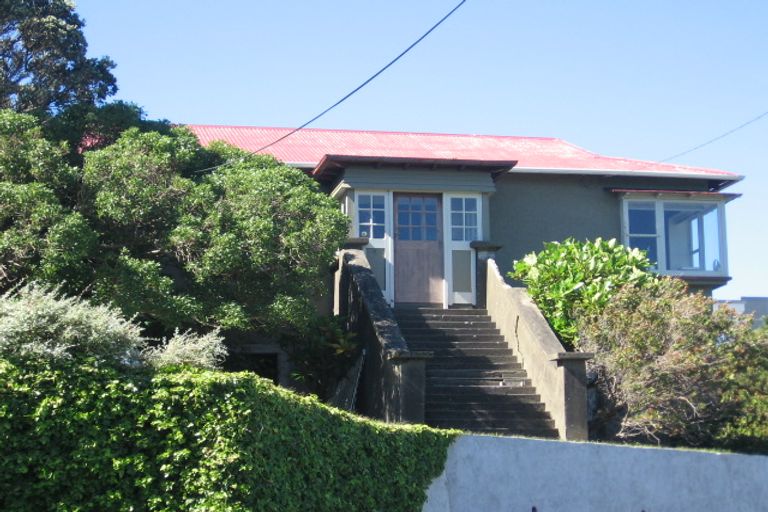 Photo of property in 74 Anne Street, Wadestown, Wellington, 6012