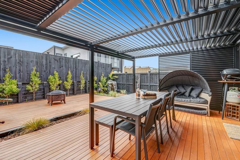 Photo of property in 10 Whao Lane, Silverdale, 0932