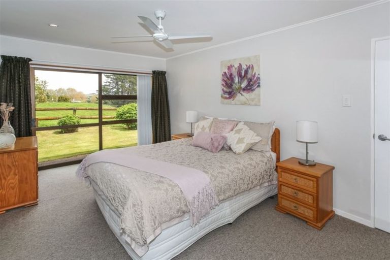 Photo of property in 366 Waiuku Road, Puni, Pukekohe, 2678