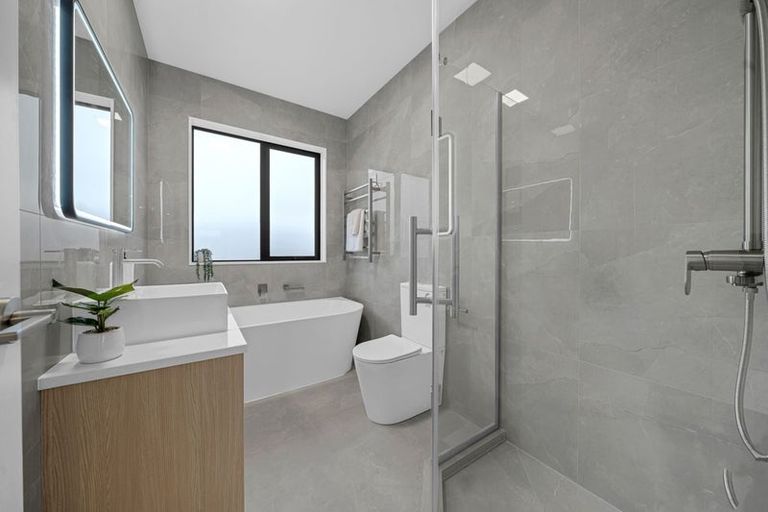 Photo of property in 22 Leathem Crescent, Pokeno, 2402