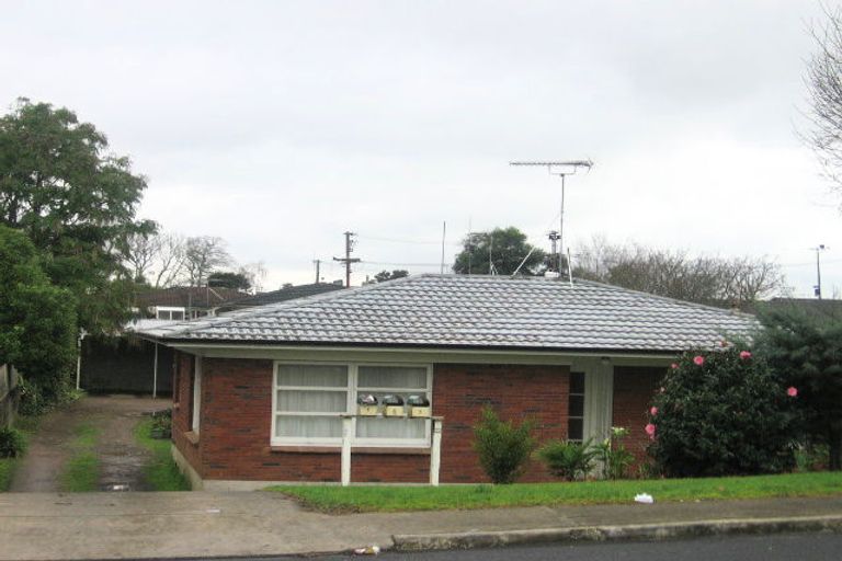 Photo of property in 2/22 Settlement Road, Papakura, 2110