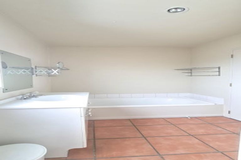 Photo of property in 3/270 Armagh Street, Christchurch Central, Christchurch, 8011