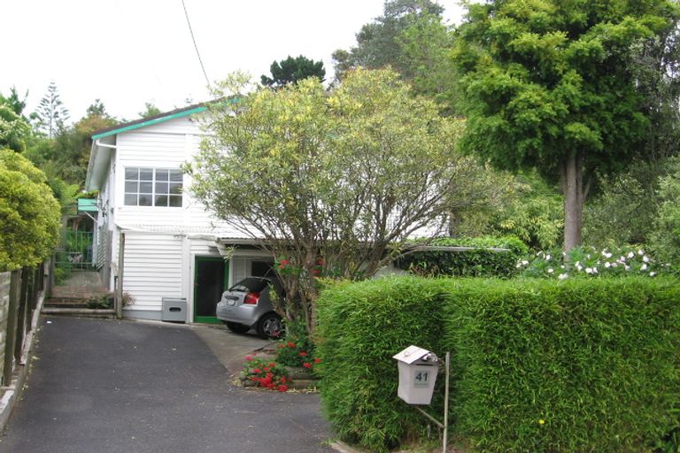 Photo of property in 41 Clayburn Road, Glen Eden, Auckland, 0602