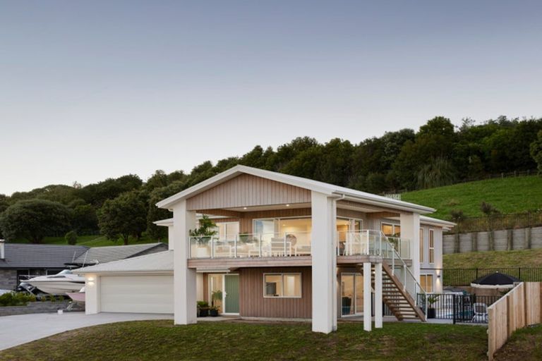 Photo of property in 45 Lakeside Terrace, Omokoroa, 3114