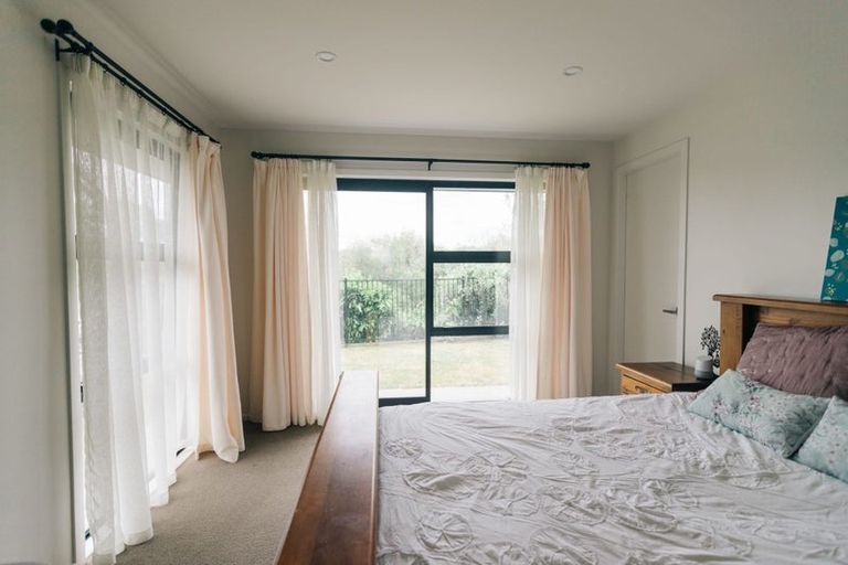 Photo of property in 12 Kentwood Place, Flagstaff, Hamilton, 3210