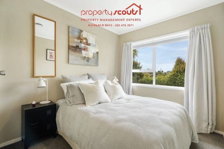 Photo of property in 2/41 Mason Street, New Lynn, Auckland, 0600