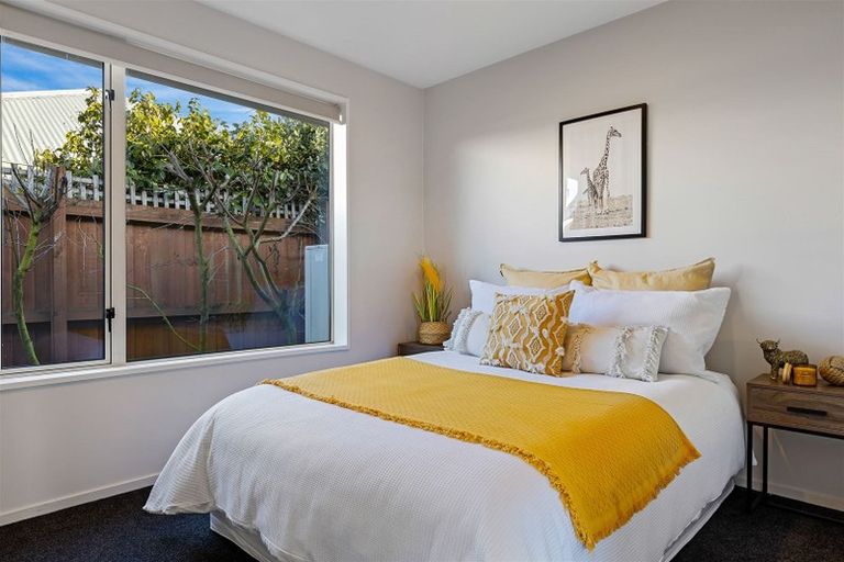 Photo of property in 14 Ashmore Lane, Strowan, Christchurch, 8052