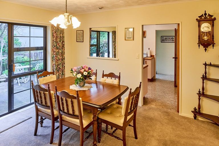 Photo of property in 102 Oxford Street, Tawa, Wellington, 5028