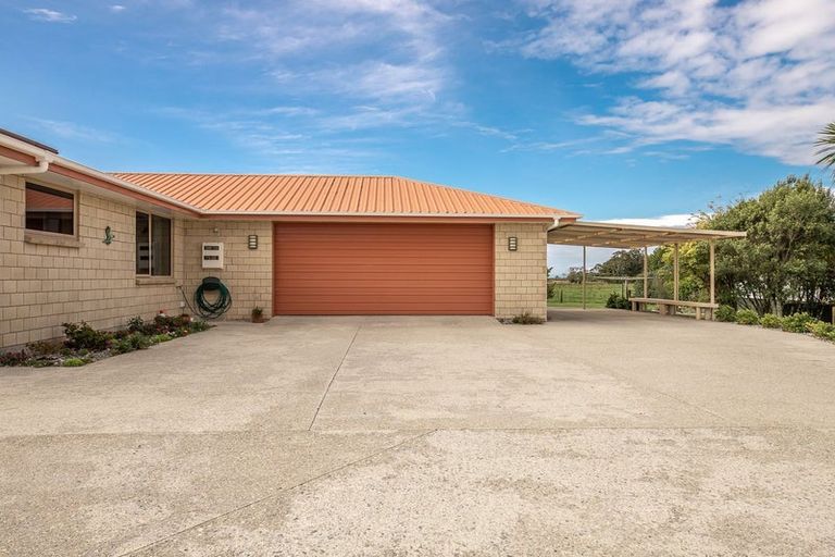 Photo of property in 294 Cape Foulwind Road, Carters Beach, Westport, 7892