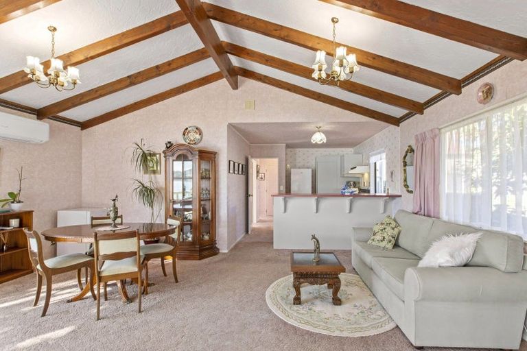 Photo of property in 58a Wallis Street, Raglan, 3225