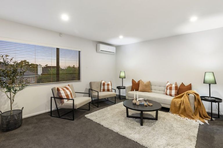 Photo of property in 3/262 Onewa Road, Birkenhead, Auckland, 0626