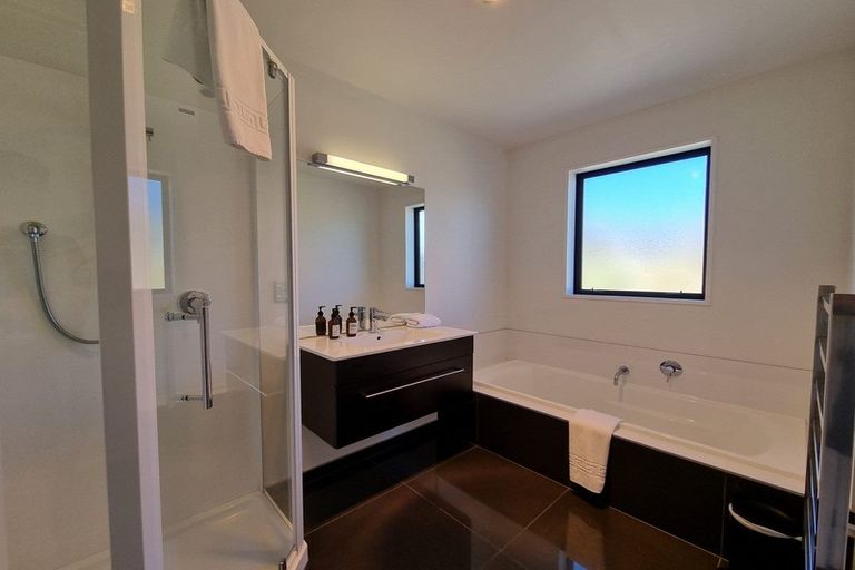 Photo of property in 24 Mistake Drive, Lake Tekapo, 7999