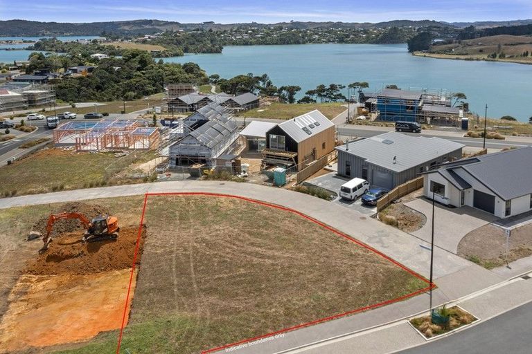 Photo of property in 4 Kanuka Street, Raglan, 3225