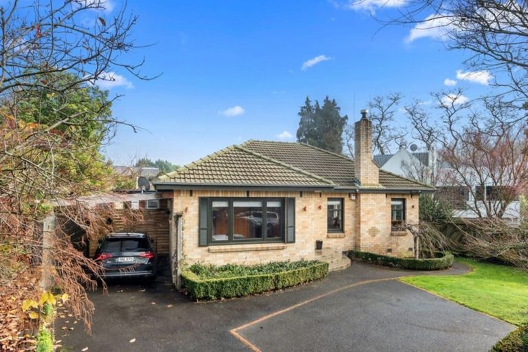 Photo of property in 4 Edgecumbe Street, Whitiora, Hamilton, 3200