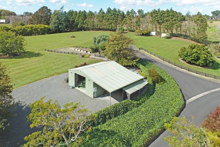 Photo of property in 80a Blackbridge Road, Karaka, Papakura, 2580