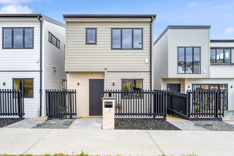 Photo of property in 30 Toetoe Street, Westgate, Auckland, 0814