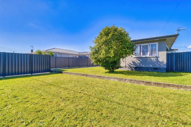 Photo of property in 71 Masefield Avenue, Maraenui, Napier, 4110